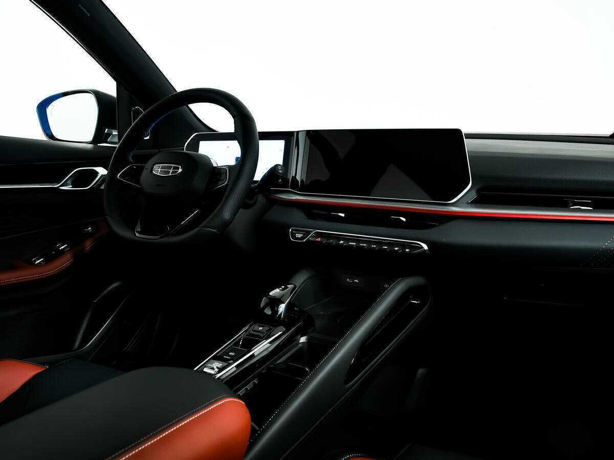 Купить Geely Coolray с пробегом. Фото: #8