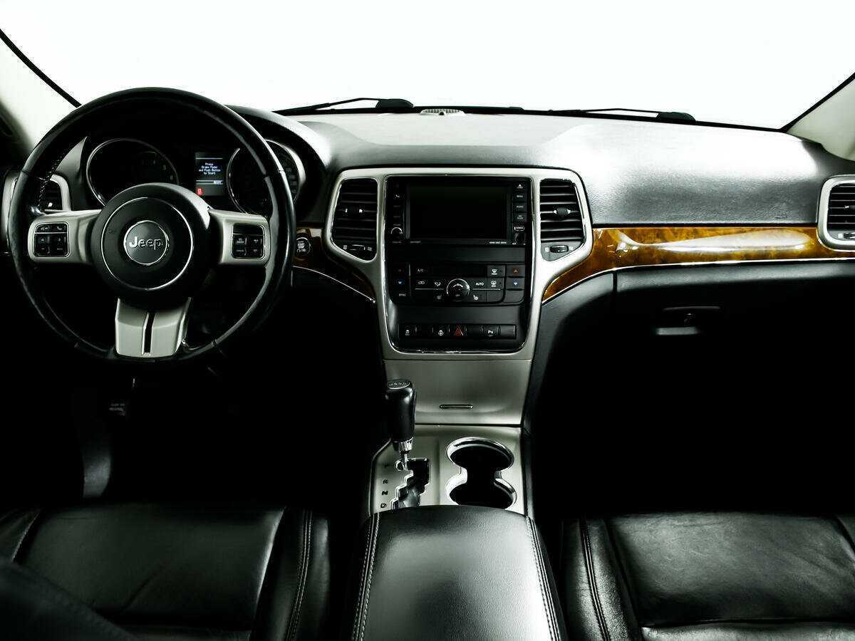 Купить Jeep Grand Cherokee с пробегом. Фото: #10