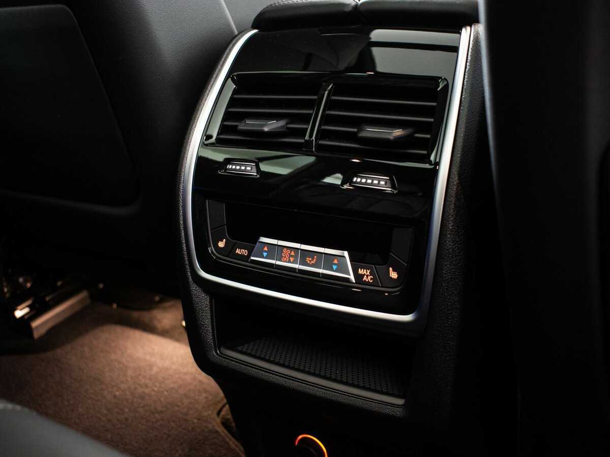 Купить BMW X5 с пробегом. Фото: #14
