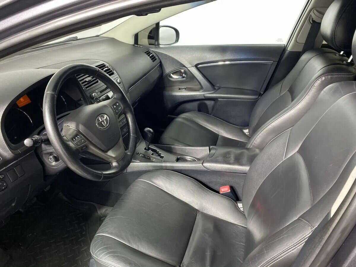 Купить Toyota Avensis с пробегом. Фото: #8