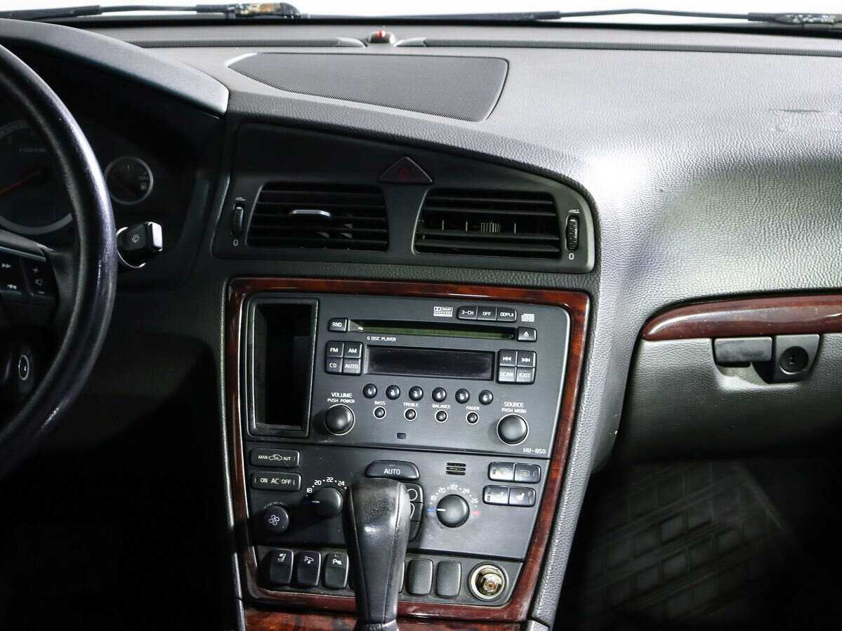 Купить Volvo S60 с пробегом. Фото: #12