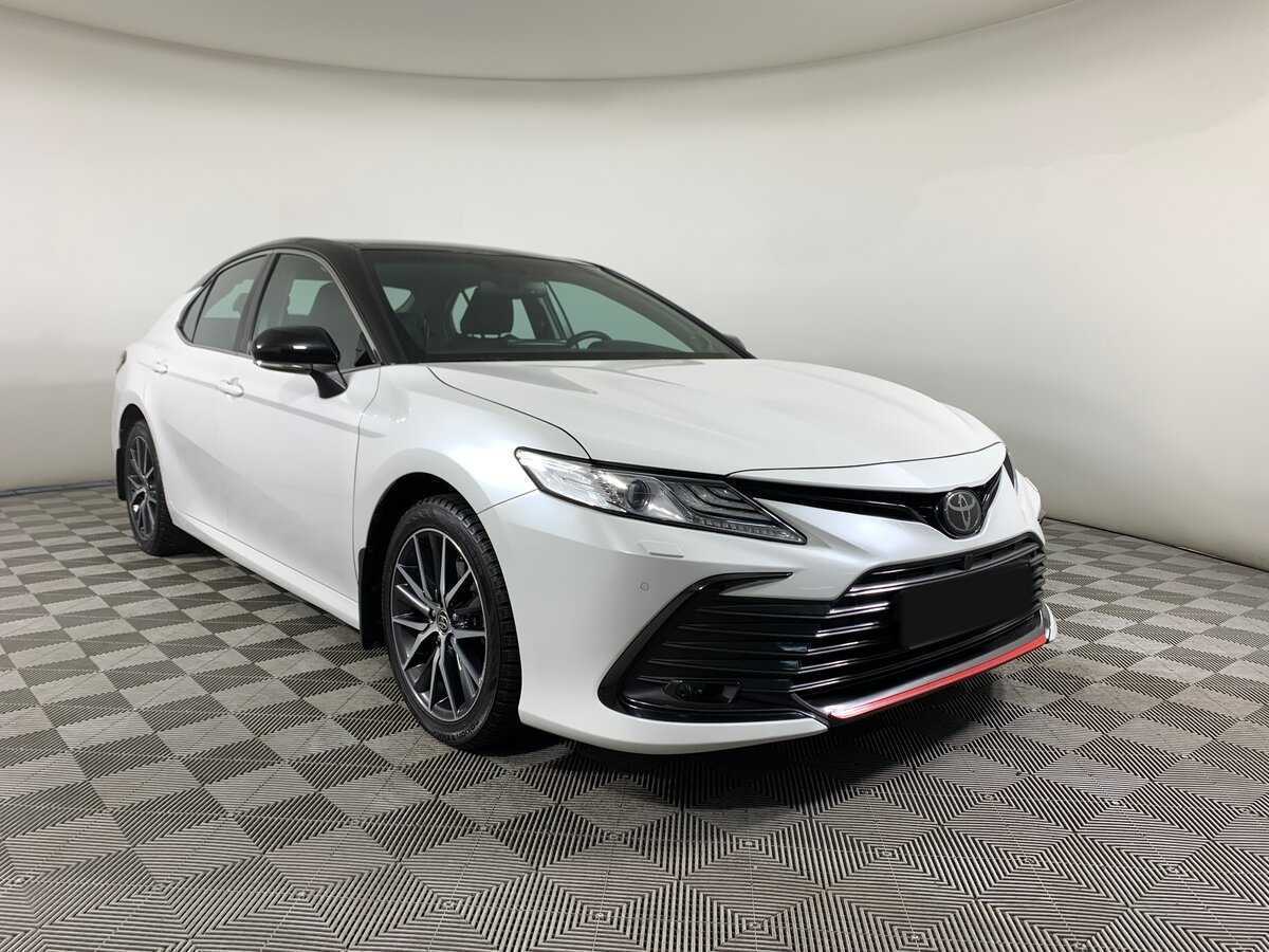 Купить Toyota Camry с пробегом. Фото: #2