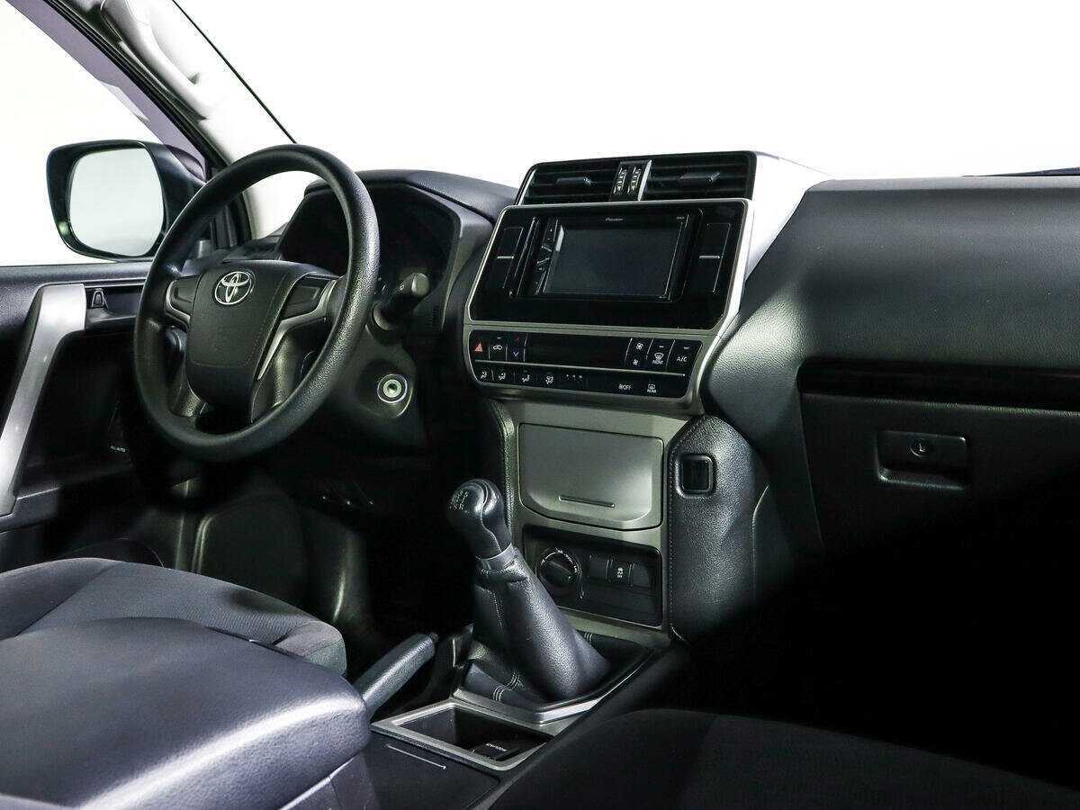 Купить Toyota Land Cruiser Prado с пробегом. Фото: #6