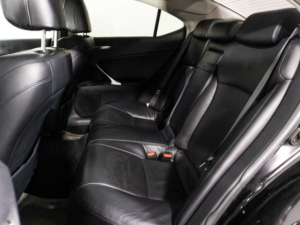 Купить Lexus IS с пробегом. Фото: #9