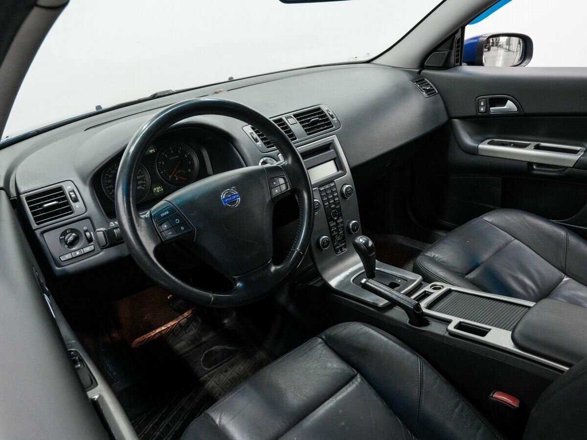 Купить Volvo C30 с пробегом. Фото: #9