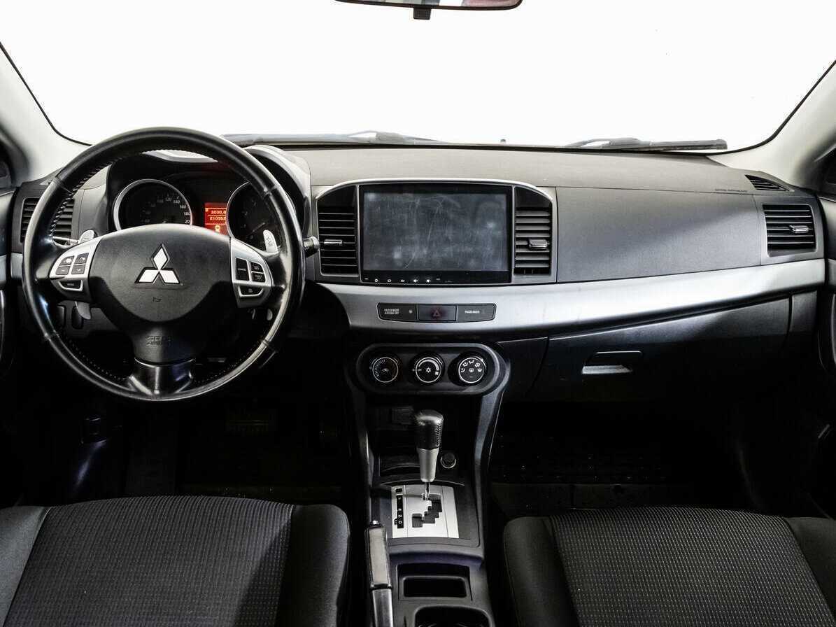 Купить Mitsubishi Lancer с пробегом. Фото: #9