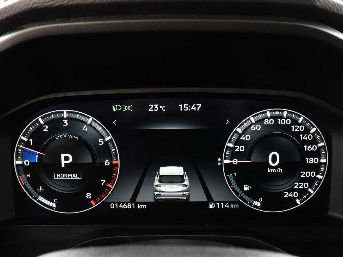 Купить Mitsubishi Outlander с пробегом. Фото: #10