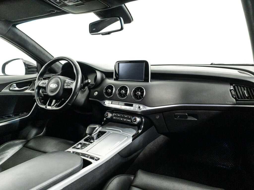 Купить Kia Stinger с пробегом. Фото: #8