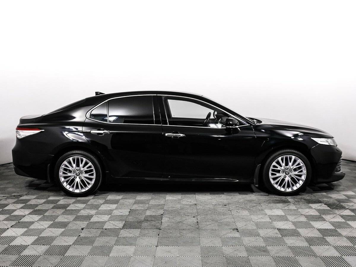 Купить Toyota Camry с пробегом. Фото: #3