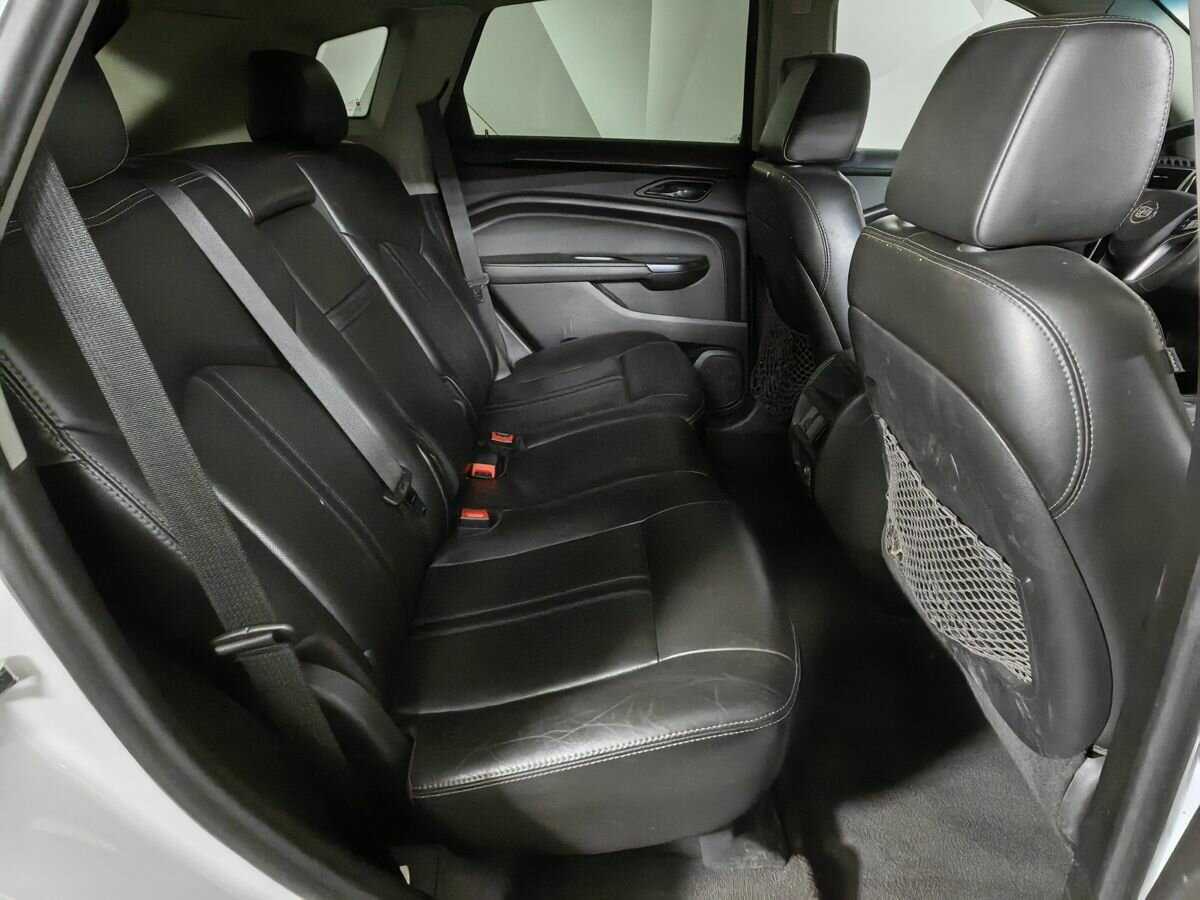 Купить Cadillac SRX с пробегом. Фото: #11