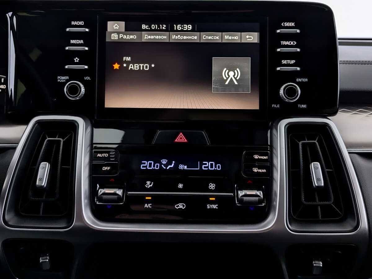 Купить Kia Sorento с пробегом. Фото: #14