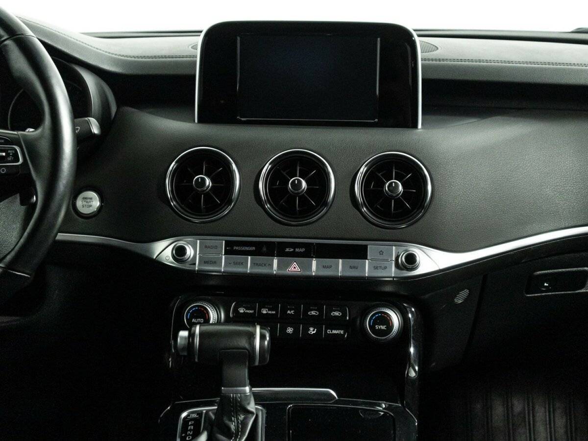Купить Kia Stinger с пробегом. Фото: #13