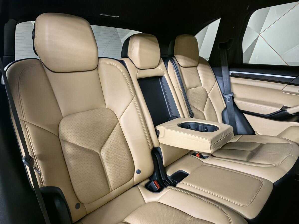 Купить Porsche Cayenne с пробегом. Фото: #12
