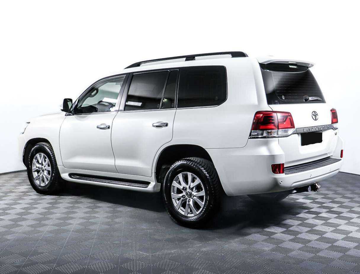 Купить Toyota Land Cruiser с пробегом. Фото: #6