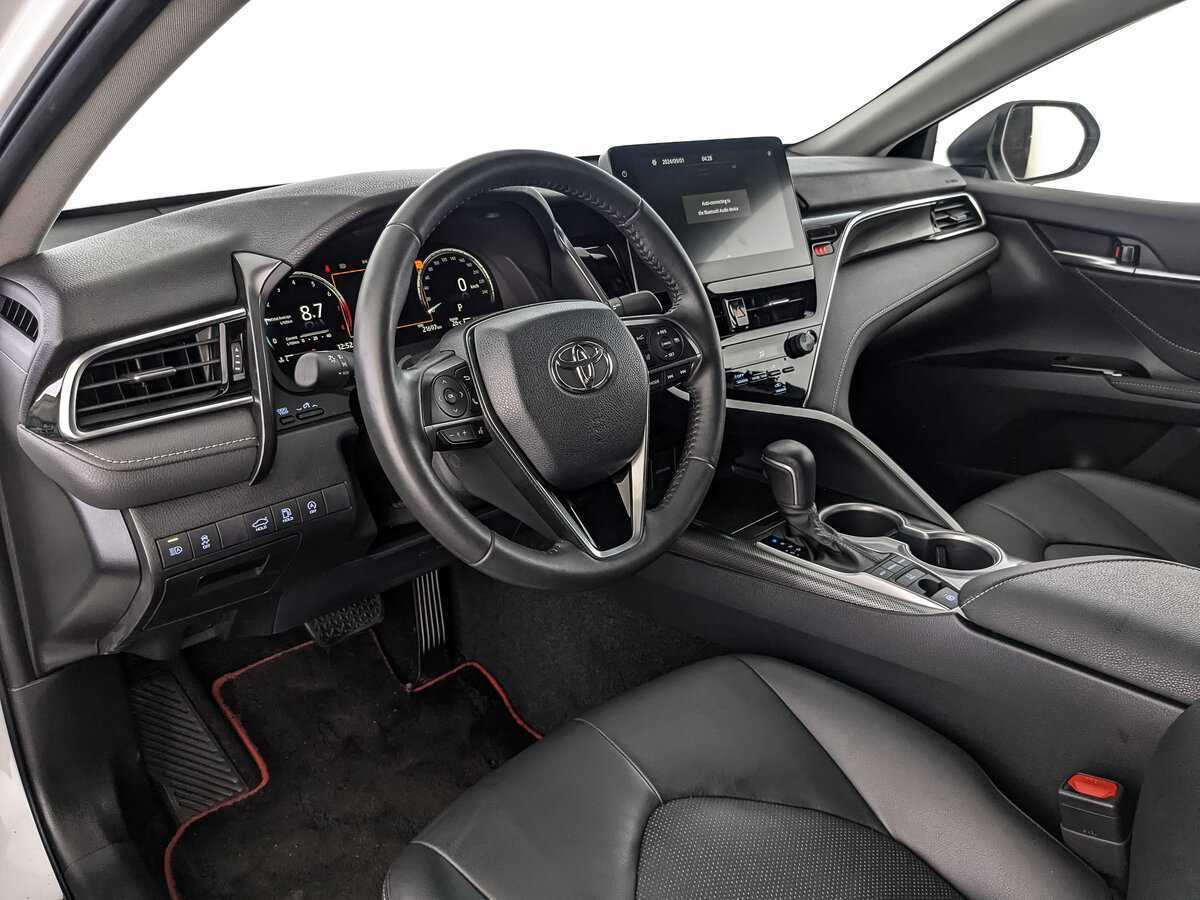 Купить Toyota Camry с пробегом. Фото: #10
