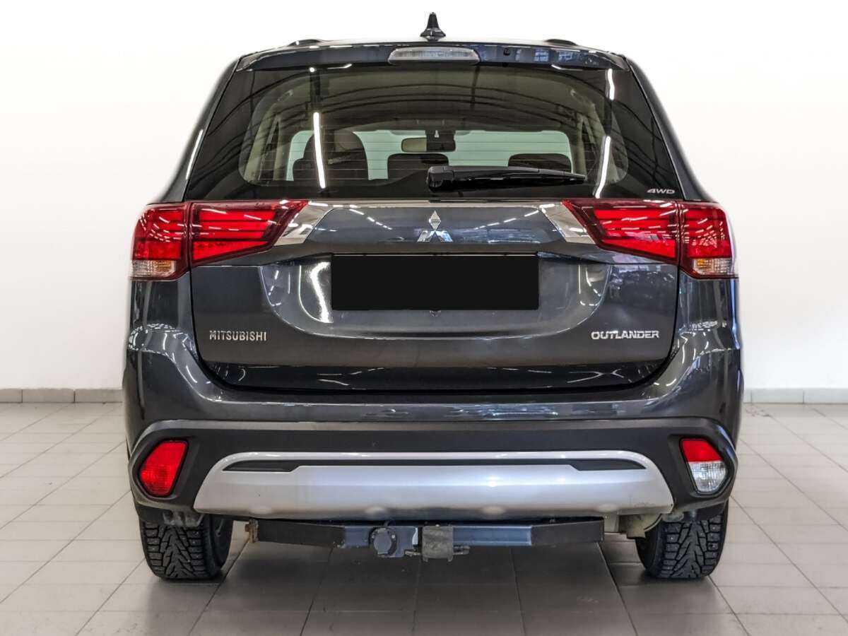 Купить Mitsubishi Outlander с пробегом. Фото: #5