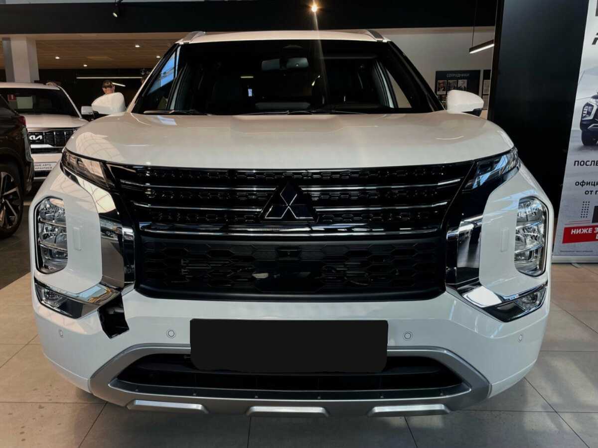 Купить Mitsubishi Outlander с пробегом. Фото: #1