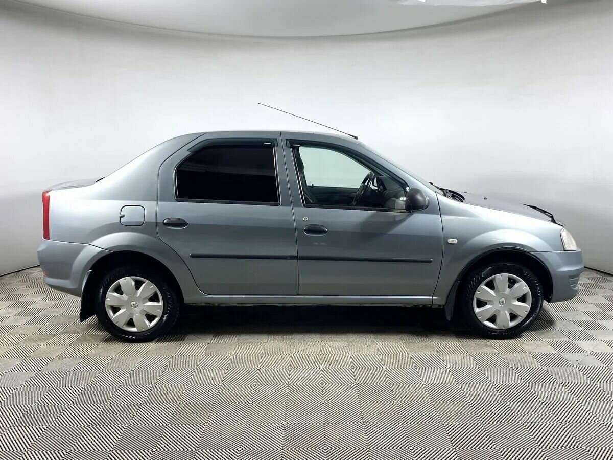 Купить Renault Logan с пробегом. Фото: #1