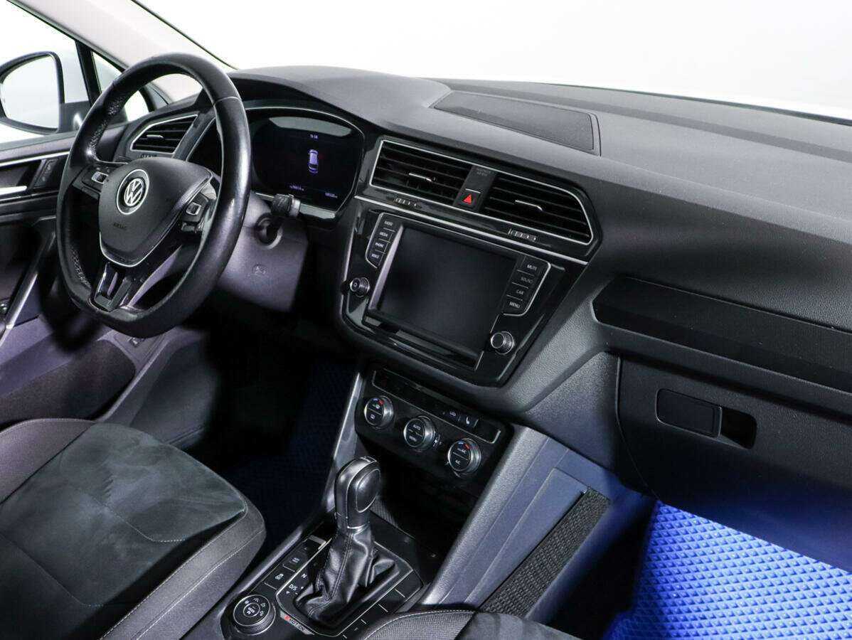 Купить Volkswagen Tiguan с пробегом. Фото: #6