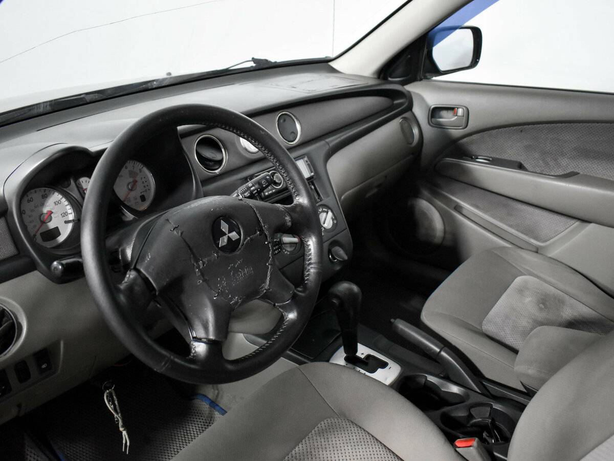 Купить Mitsubishi Outlander с пробегом. Фото: #6