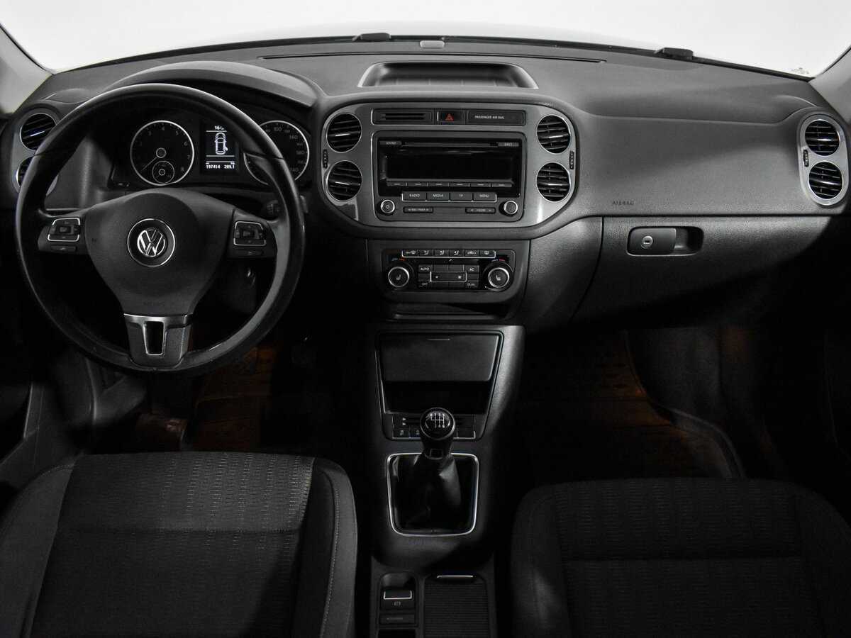 Купить Volkswagen Tiguan с пробегом. Фото: #11