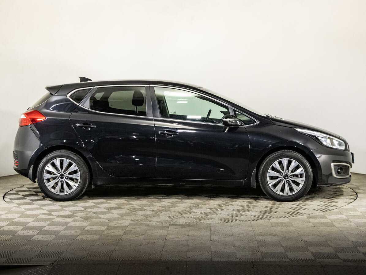 Купить Kia Ceed с пробегом. Фото: #3