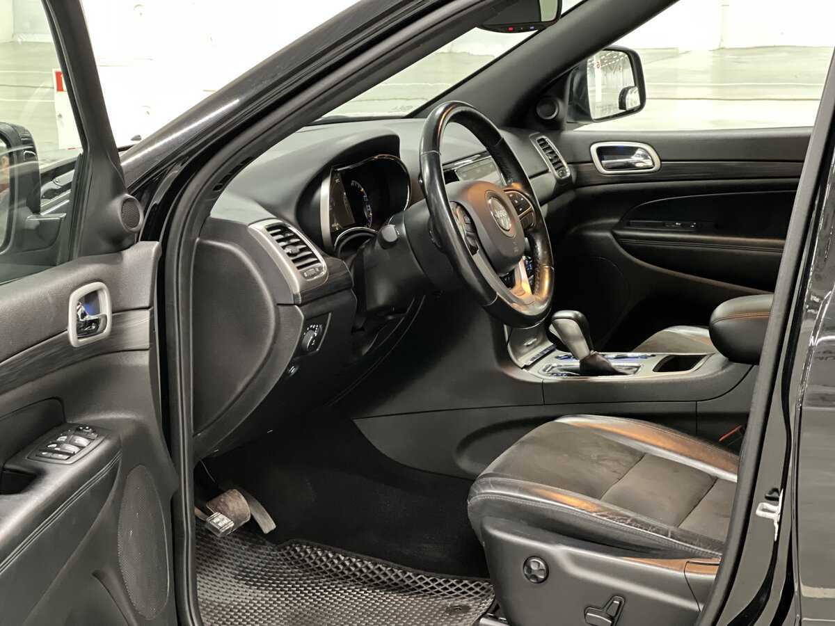 Купить Jeep Grand Cherokee с пробегом. Фото: #15