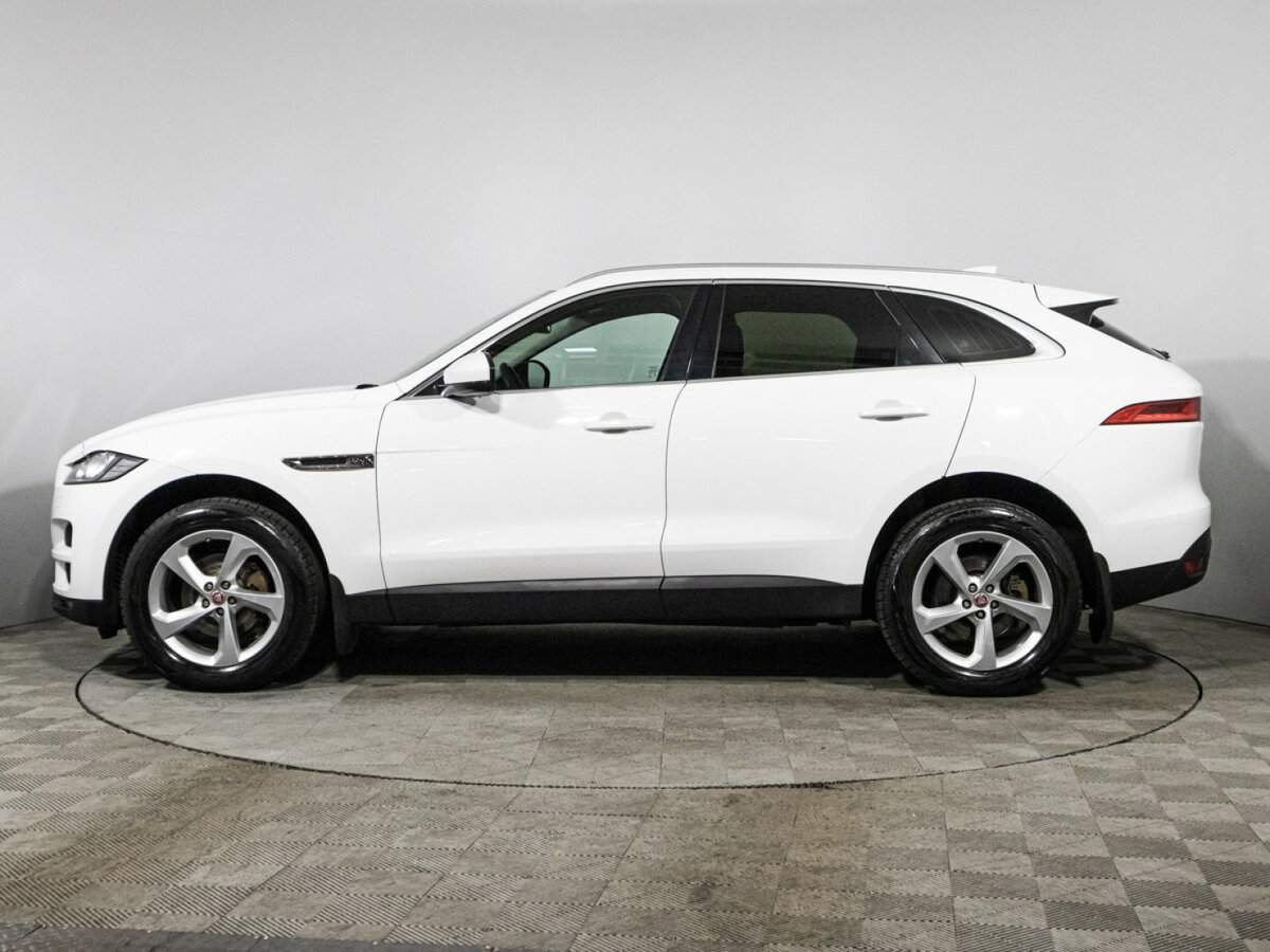 Купить Jaguar F-Pace с пробегом. Фото: #7