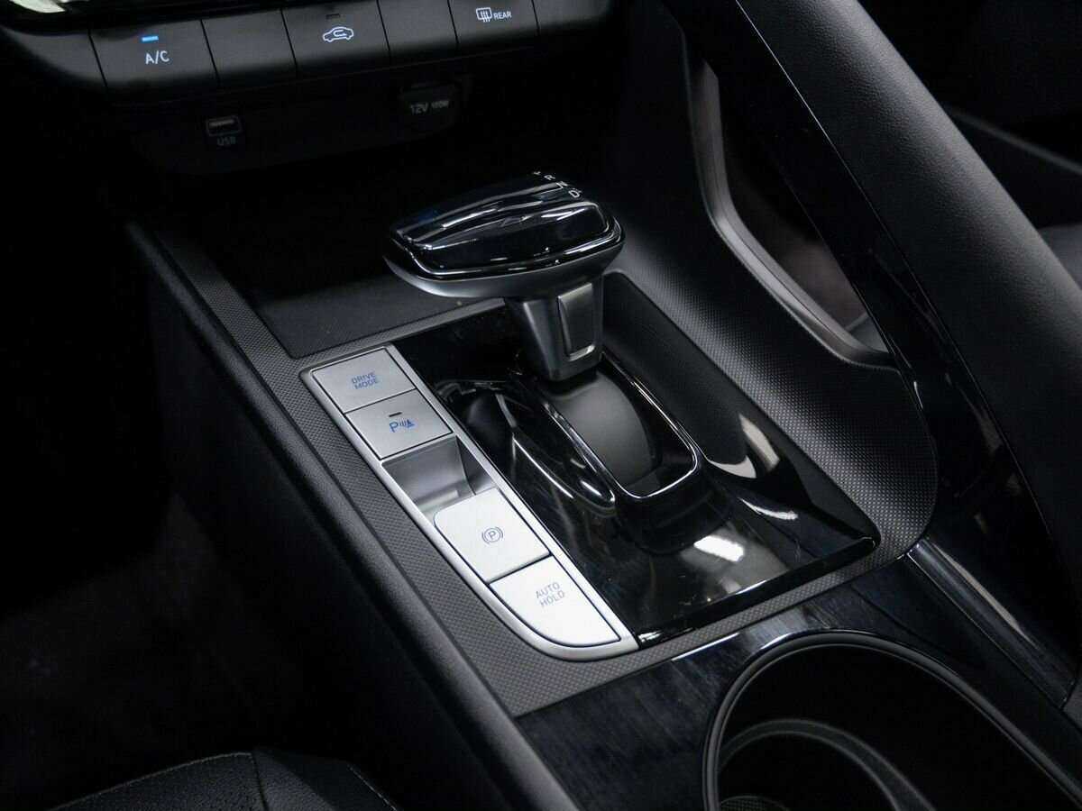 Купить Hyundai Elantra с пробегом. Фото: #21