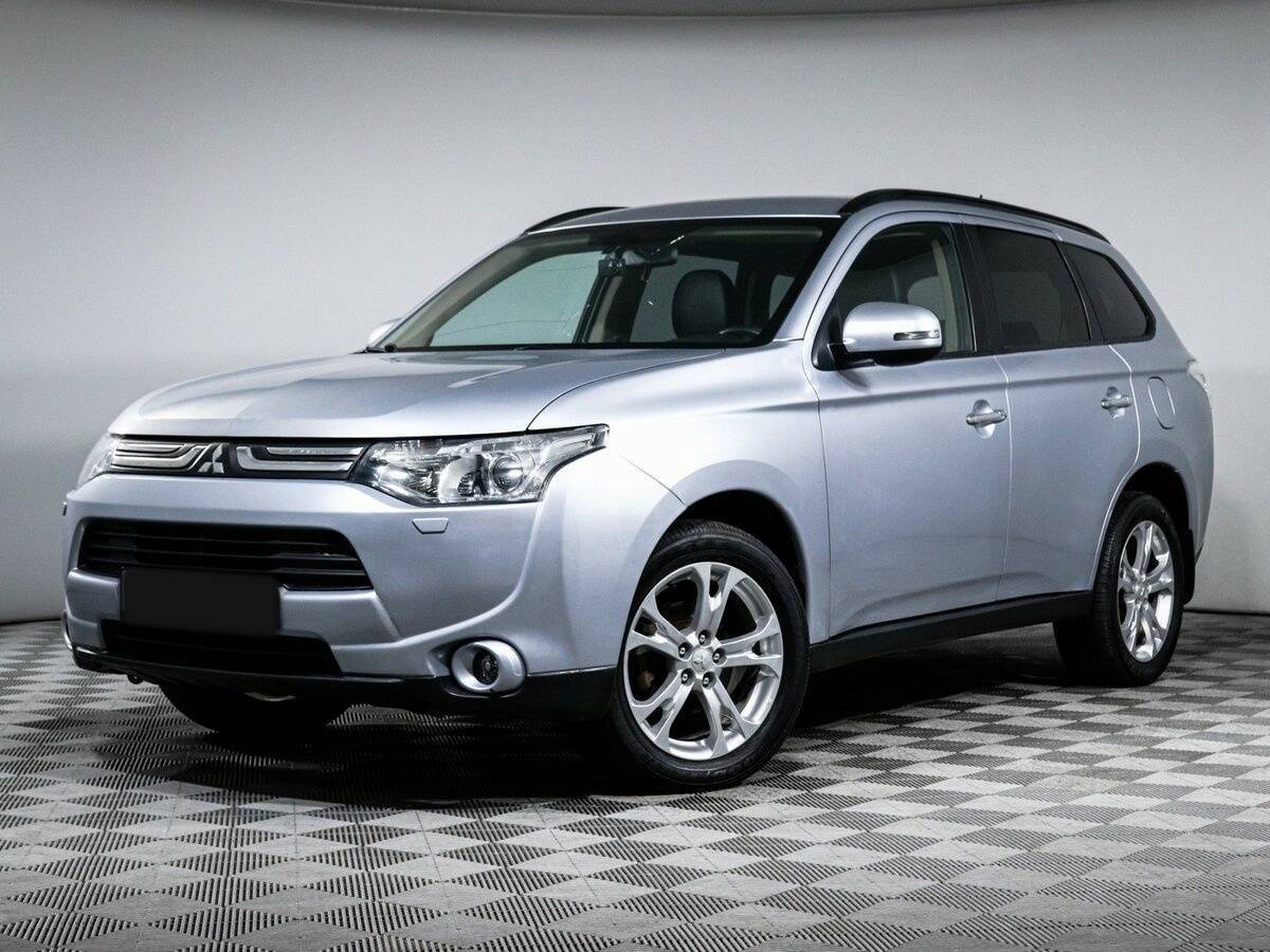 Купить Mitsubishi Outlander с пробегом. Фото: #0