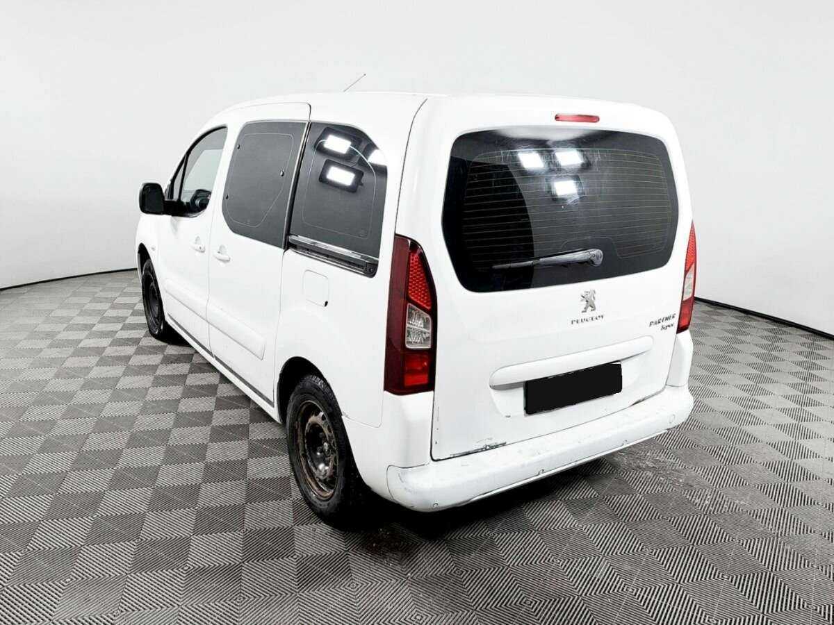 Купить Peugeot Partner с пробегом. Фото: #6