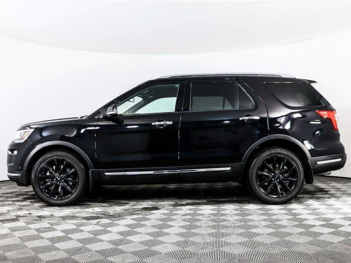 Купить Ford Explorer с пробегом. Фото: #7