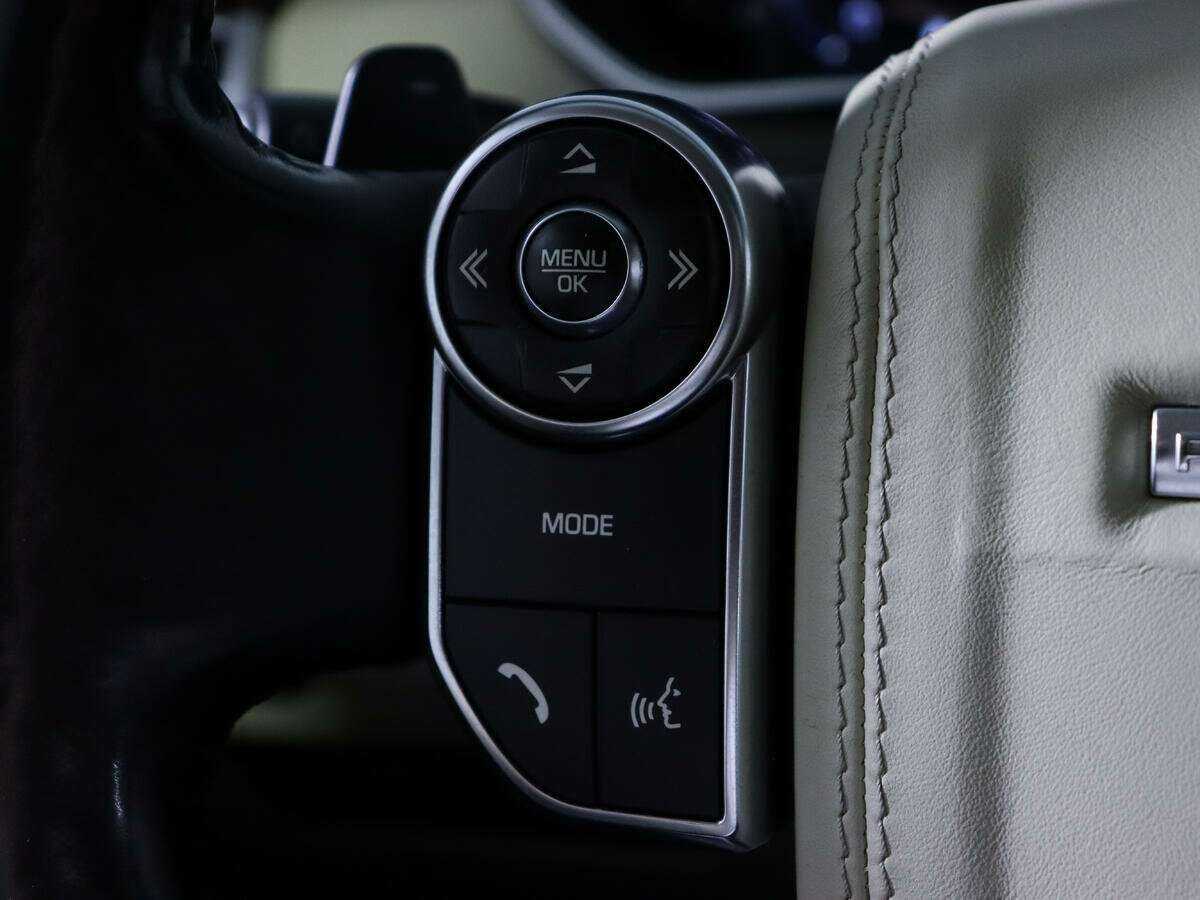 Купить Land Rover Range Rover с пробегом. Фото: #24