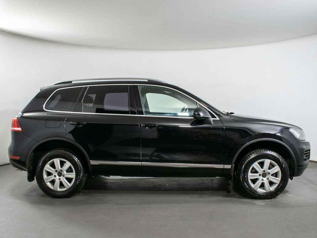 Купить Volkswagen Touareg с пробегом. Фото: #3
