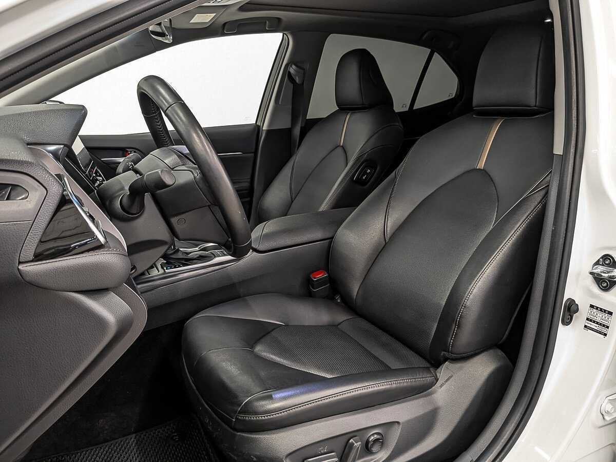 Купить Toyota Camry с пробегом. Фото: #19