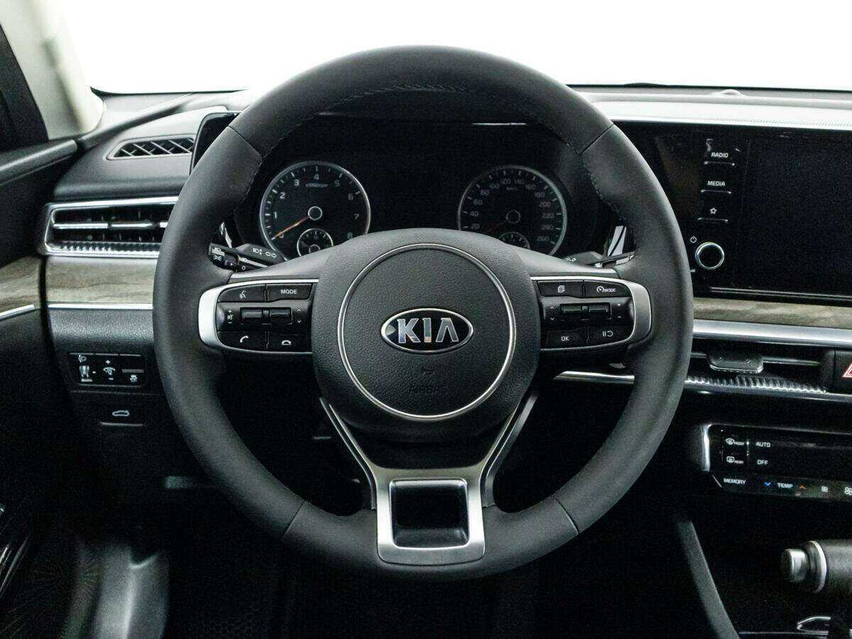 Купить Kia K5 с пробегом. Фото: #19