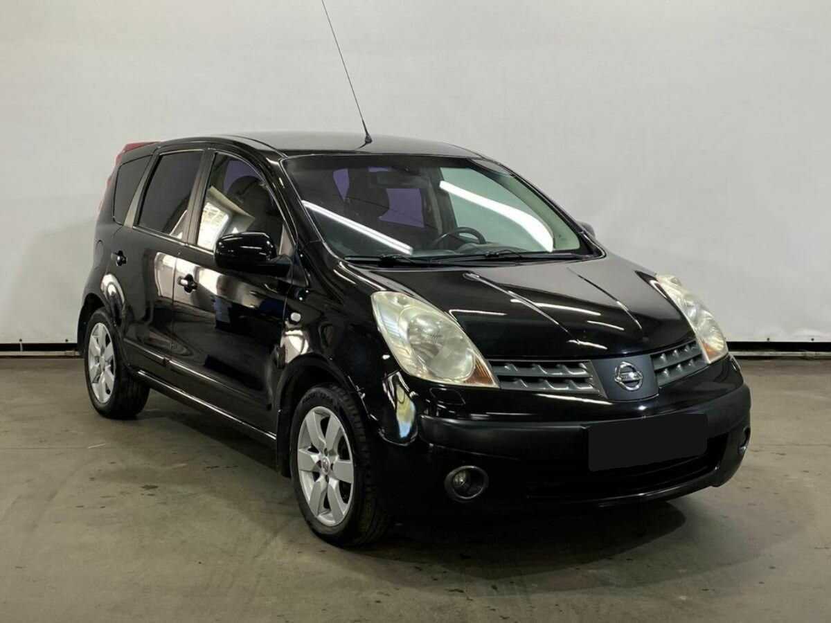 Купить Nissan Note с пробегом. Фото: #2