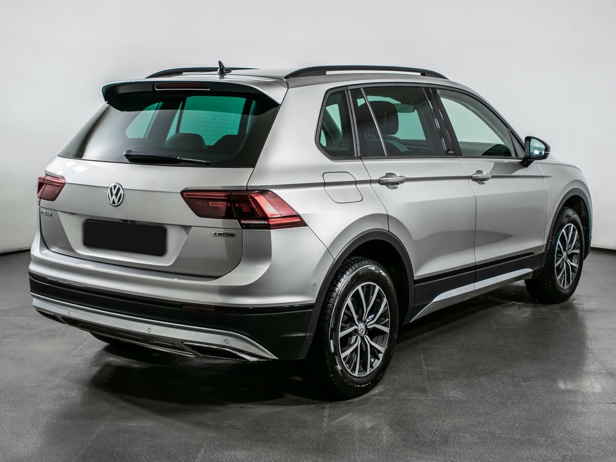 Купить Volkswagen Tiguan с пробегом. Фото: #3