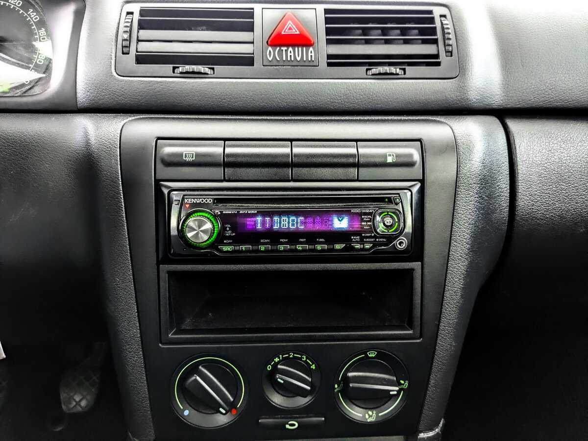 Купить Skoda Octavia с пробегом. Фото: #14