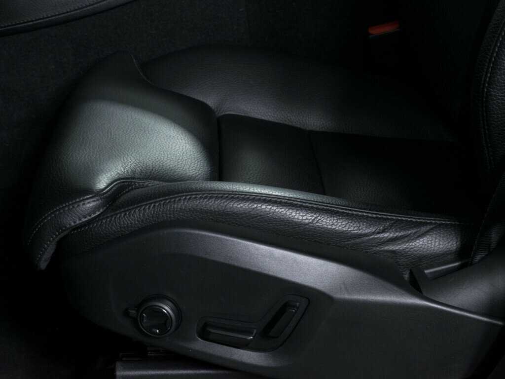 Купить Volvo XC90 с пробегом. Фото: #17
