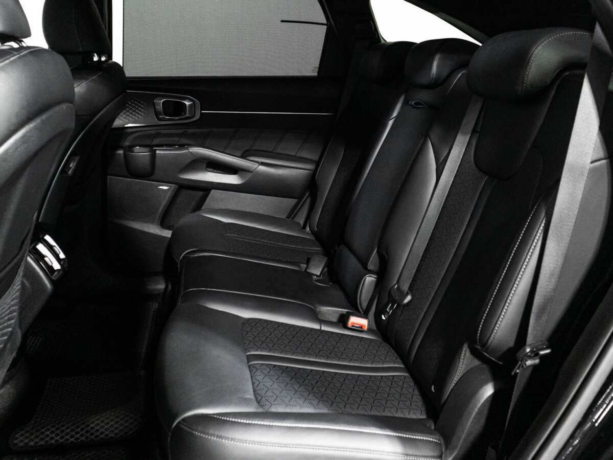 Купить Kia Sorento с пробегом. Фото: #8