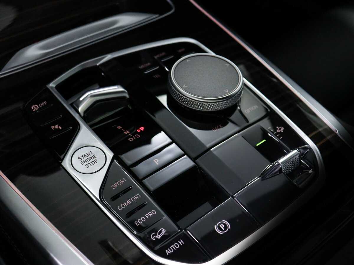 Купить BMW X7 с пробегом. Фото: #30