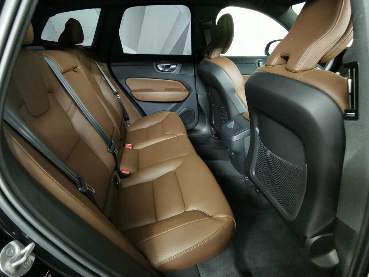 Купить Volvo XC60 с пробегом. Фото: #10