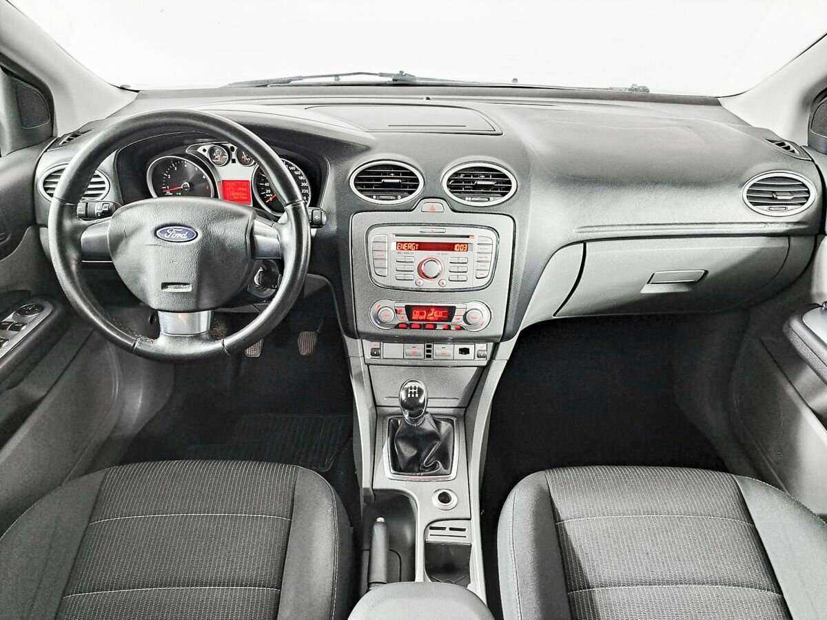 Купить Ford Focus с пробегом. Фото: #9