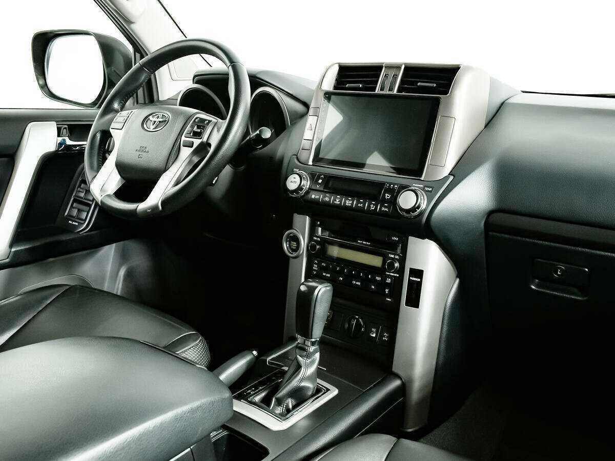 Купить Toyota Land Cruiser Prado с пробегом. Фото: #6