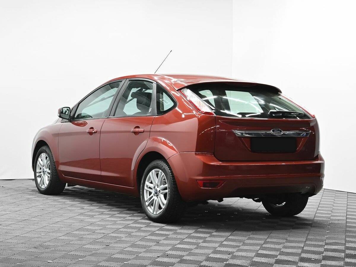 Купить Ford Focus с пробегом. Фото: #2
