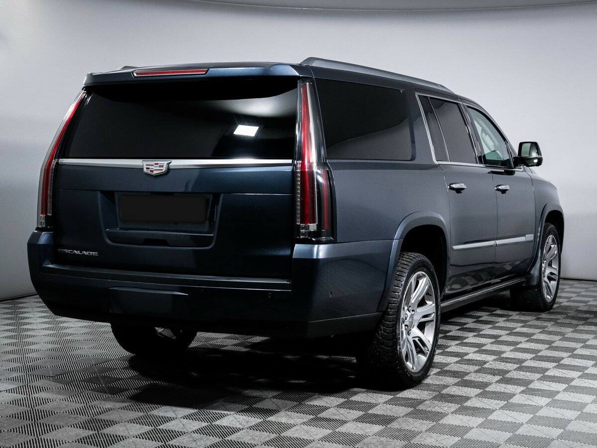 Купить Cadillac Escalade с пробегом. Фото: #4