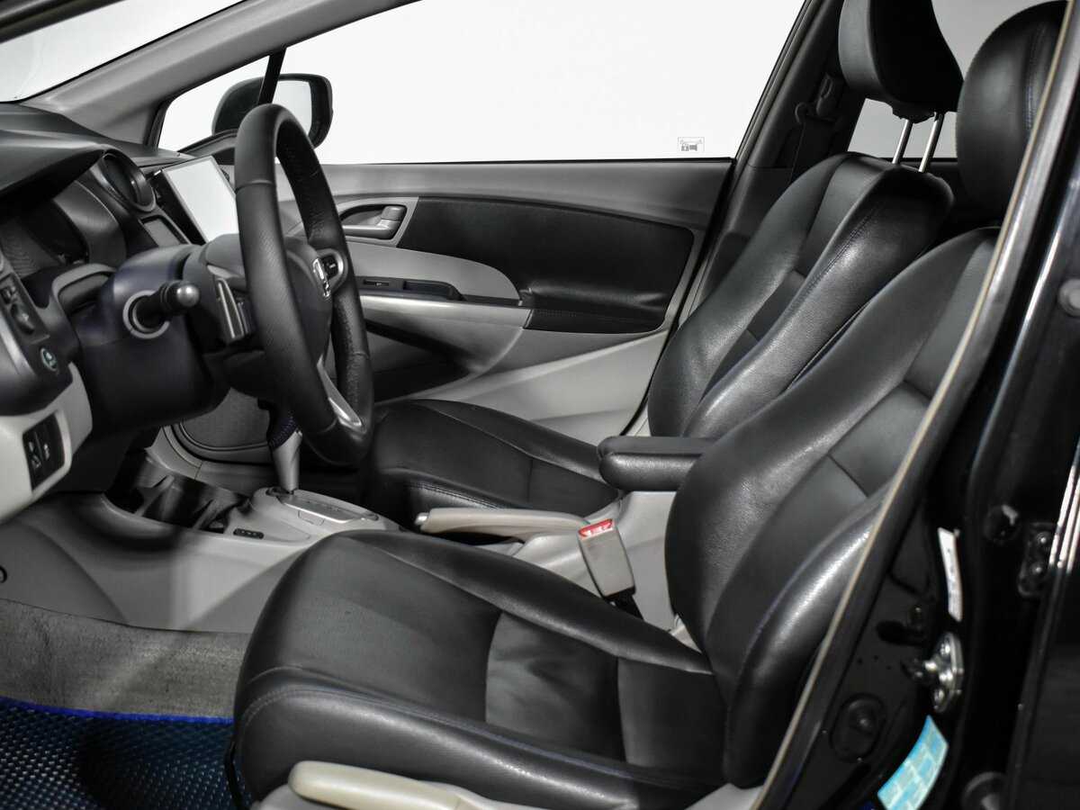 Купить Honda Insight с пробегом. Фото: #11