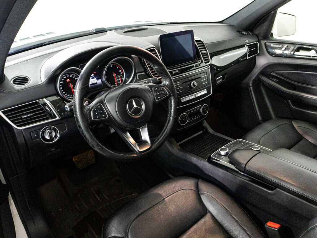 Купить Mercedes-Benz GLS с пробегом. Фото: #8