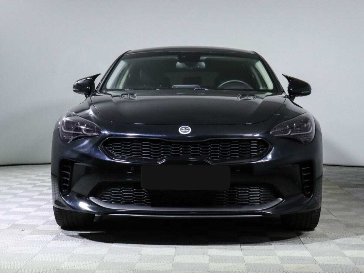 Купить Kia Stinger с пробегом. Фото: #1